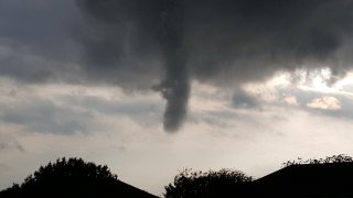 [UGCDFW-CJ-squirrels]Watauga Tornado