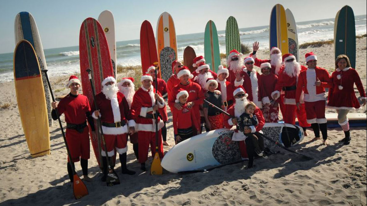 Santas surfistas en Cocoa Beach Telemundo Tampa (49)