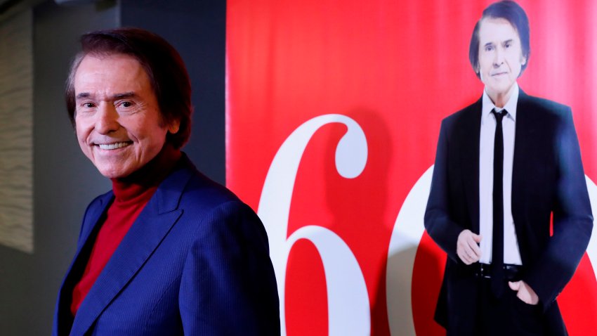 Raphael estrena su versión de “Me olvidé de vivir”, el éxito de Julio Iglesias