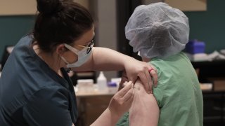 Condado Maricopa responde a dudas sobre vacunas contra el coronavirus