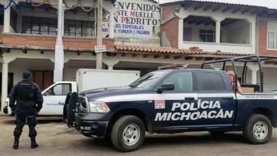 Familia de 32 integrantes huye de Michoacán por el crimen organizado: pide asilo en EEUU