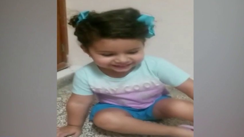 “Es un sueño”: niña hispana logra viajar a EEUU con visa humanitaria para tratar un tumor cerebral