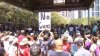 Multitudinarias protestas encaran a la convención de la NRA, a tres días del tiroteo escolar