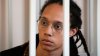 La estrella del baloncesto Brittney Griner es enviada a una colonia penal en Rusia