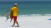 Emiten advertencia de no nadar en playas de Sarasota