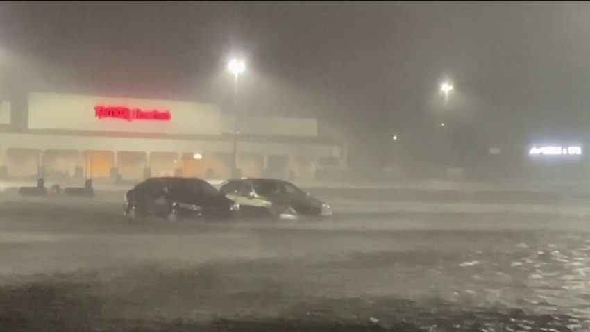 Gran destrucción deja el huracán Ian en Sarasota