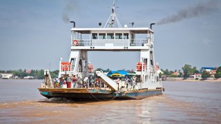 Ferry en Camboya