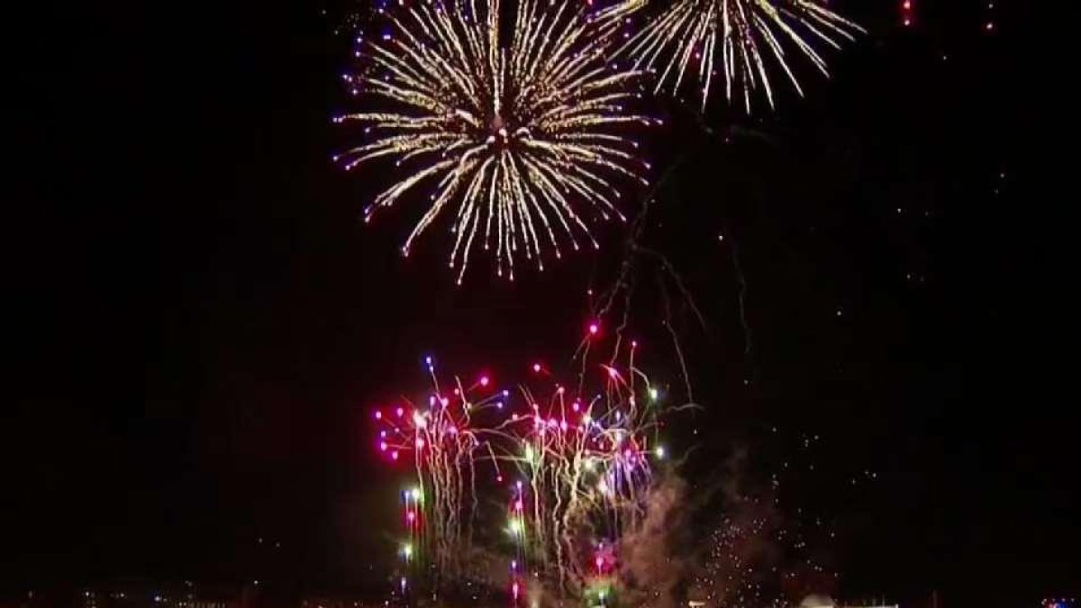 Dónde puedes ver fuegos artificiales en la Bahía de Tampa durante la  víspera de Año Nuevo?