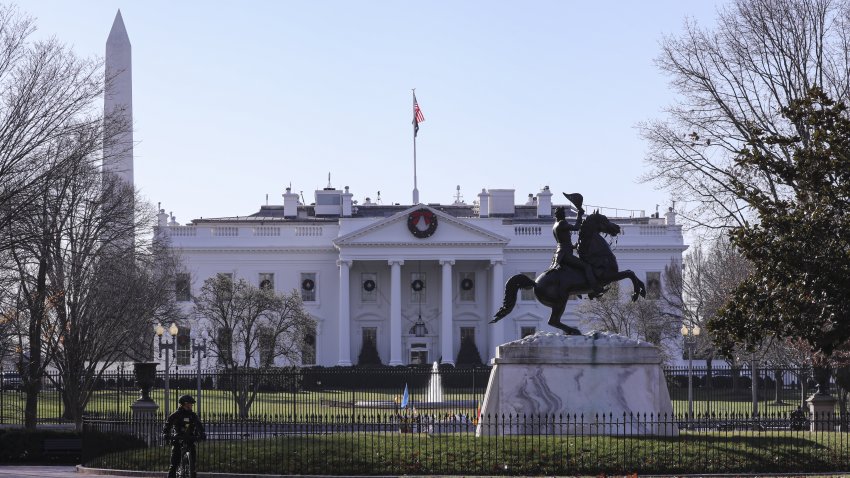 WASHINGTON D.C., USA – DECEMBER 21: Security forces take measures around United States Capitol ahead of the official visit of Ukrainian President Volodymyr Zelenskyy in Washington D.C., United States on December 21, 2022. (Photo by Celal GÃ¼nes/Anadolu Agency via Getty Images)