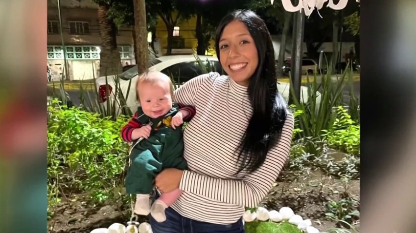 Venció su DACA: joven madre regresa a casa tras meses varada en México