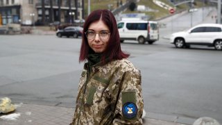 Svitlana Titova, la mujer que provee los componentes a las fuerzas ucranianas.