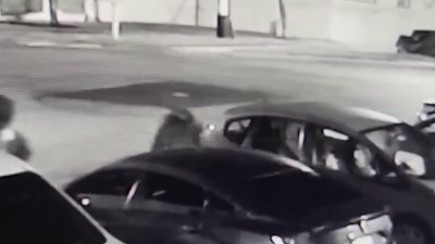 Alerta por incremento en robo de autos sin seguro en Sarasota
