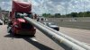 Como “Destino final”: tubos atraviesan parabrisas de camión en la I-275 en Tampa