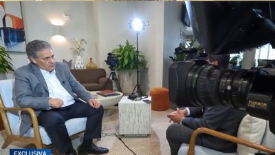 Consul de México en centro de Florida pide a inmigrantes no irse del estado