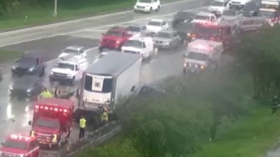 Reportan accidente con camión en la I-275 en Pinellas
