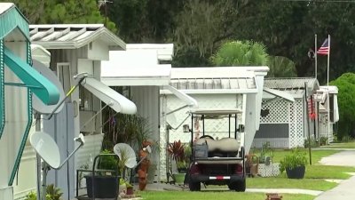 Residentes en riesgo de perder casas móviles