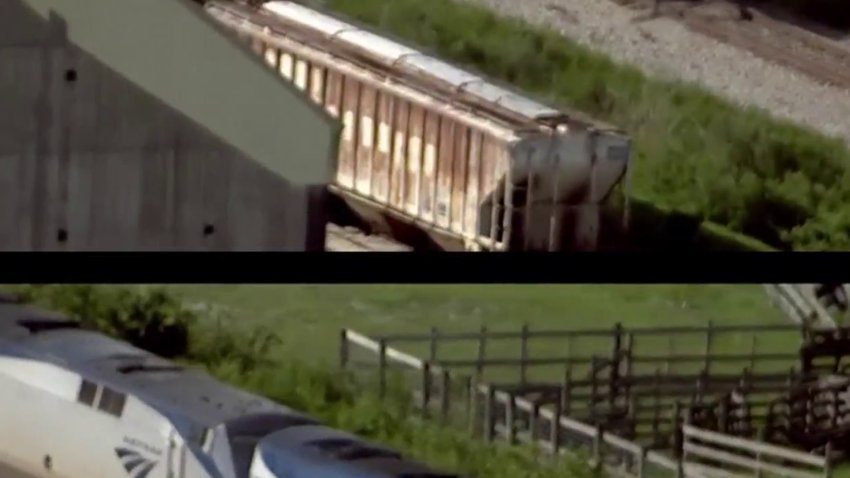 Tren Amtrak choca con camión de remolque en Polk