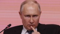Putin extiende su gobierno sobre Rusia tras unas elecciones sin una oposición real