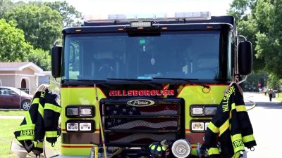Bomberos extinguen incendio en residencia de Tampa
