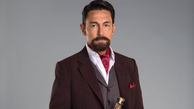 Fernando Colunga llega a Telemundo como “El Conde: Amor y Honor”