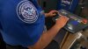 Aeropuerto de Tampa mantendrá a agentes federales de la TSA en la terminal