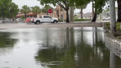 Autoridades del suroeste de Florida en alerta por las constantes lluvias