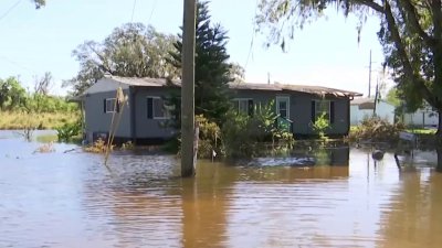 Después de huracán Milton, ríos continúan inundando comunidades