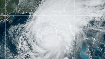 Extienden la emergencia por inundaciones repentinas para el centro de Florida