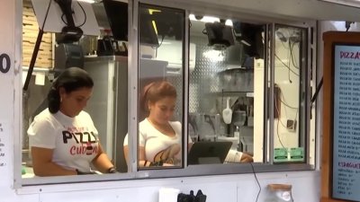 Día normal en comercios de Tampa durante las elecciones 2024