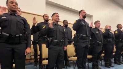 Juramentan 41 nuevos policías para la ciudad de Tampa