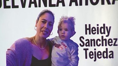 Exigen libertad para madre cubana deportada