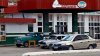 Cuba deja de fijar los precios minoristas para el combustible, por motivos económicos