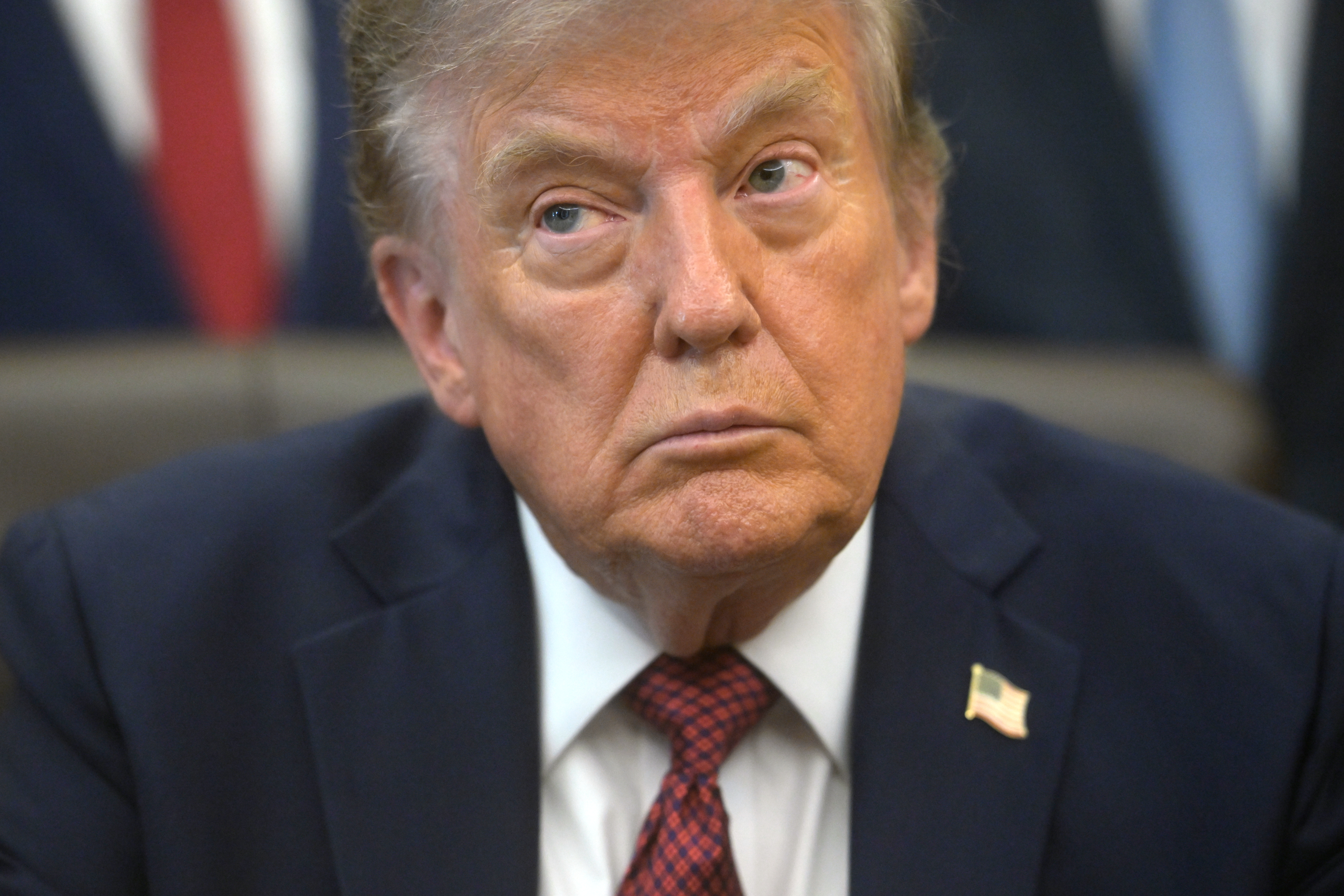 Trump dice que conmemorará el 25º aniversario del 9/11 en el Pentágono, no en Nueva York