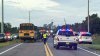 Mueren estudiante y conductor de Jeep en choque con autobús escolar en Winter Haven